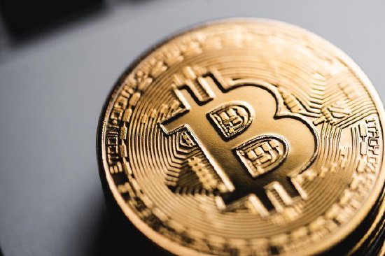 英国主流交易平台警告：加密货币不应纳入投资组合